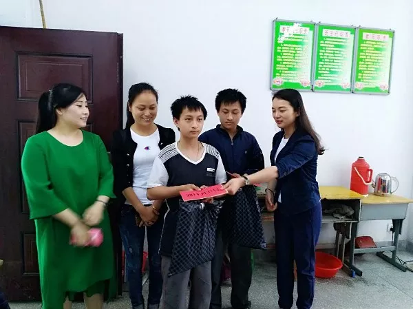 昌江妇联：关爱妇女儿童，让爱圆你心愿