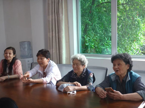 景德镇市妇联老干部深入学习习近平总书记江西调研讲话
