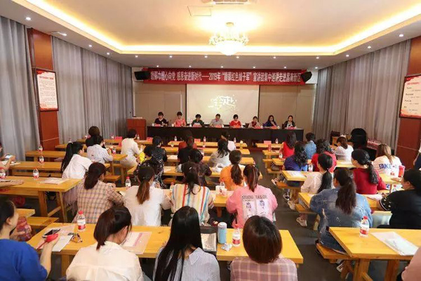 赣鄱巾帼心向党·感恩奋进新时代—2019年“赣鄱红色娘子军”宣讲团集中巡讲走进昌南新区