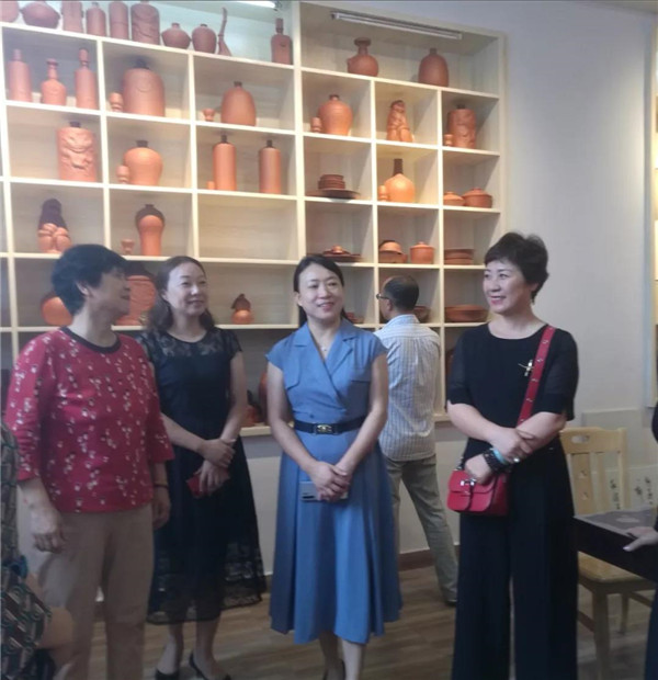 市妇联领导到女企业家协会调研