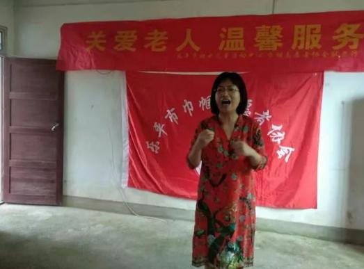 志愿服务不忘”边边角角”