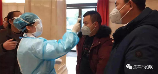 抗击疫情，乐平巾帼在行动