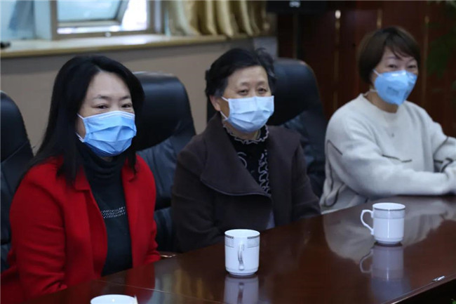 市妇联慰问一线新闻工作者