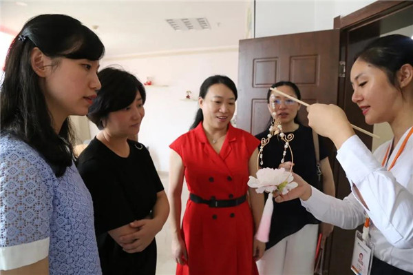 我市妇联赴南昌市妇女儿童活动中心学习考察