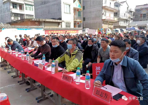 乐平市：宣传党史知识、抵制高价彩礼，赣鄱红色娘子军宣讲团走进鸬鹚乡韩家村开讲