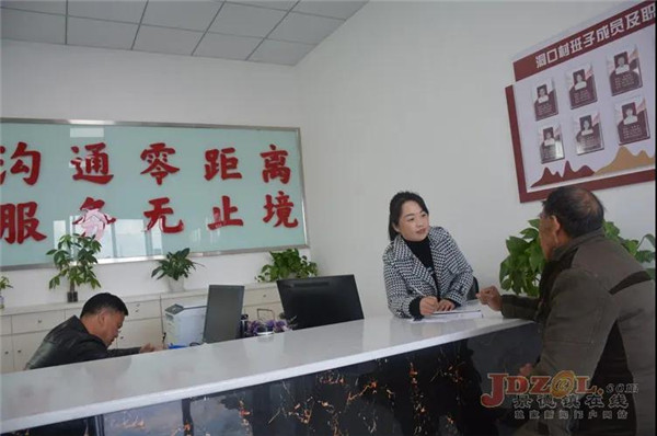 浮梁县程小芳：扎根基层为民生，忠诚履职显担当