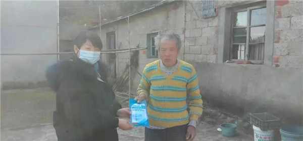 昌南新区李水香：女性进“两委”取得新成效
