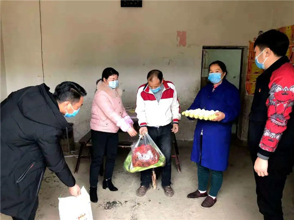 昌南新区李水香：女性进“两委”取得新成效