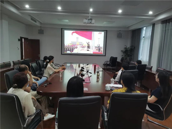 党的盛典，人民的节日！景德镇市妇联组织收看庆祝中国共产党成立100周年大会直播