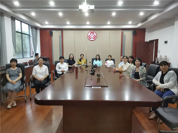 党的盛典，人民的节日！景德镇市妇联组织收看庆祝中国共产党成立100周年大会直播