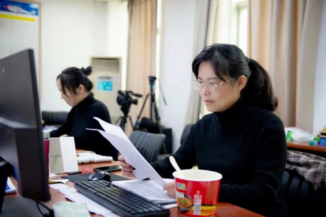 曹燕妮—常怀感恩之心、彰显巾帼担当