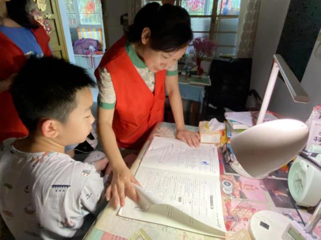 昌江区各级妇联关爱暑期儿童，搭建爱心桥梁