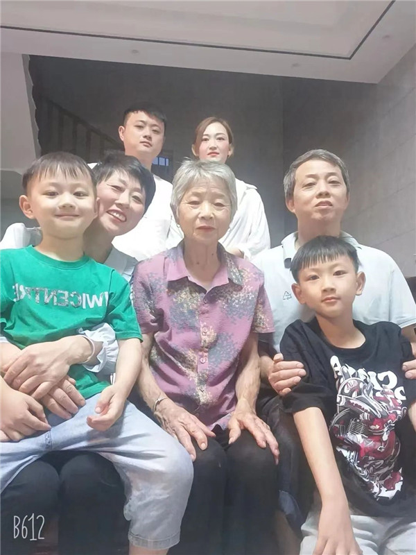 我家这十年丨王焱兵家庭：我家的“微幸福”