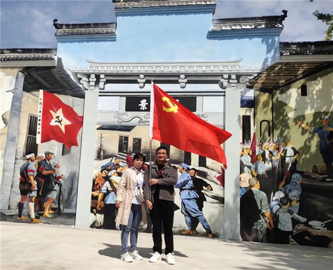 小家与大党丨程桂林家庭：践行党员初心使命，言行传递红色家风