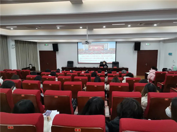 市妇联举行学习宣传贯彻党的二十大精神宣讲会