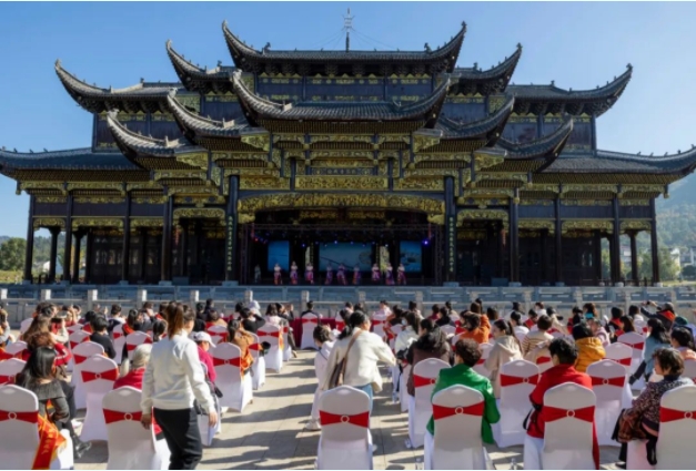 2023年景德镇市清洁（绿色）家庭深化行动现场会在乐平市洪岩镇召开