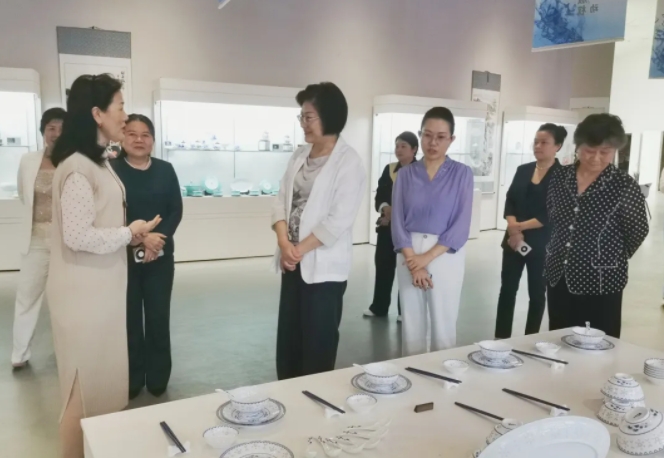钱昀在景德镇调研妇女儿童工作