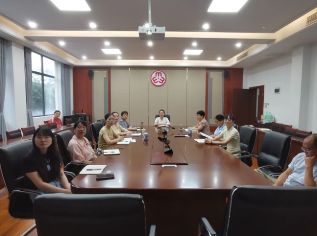 景德镇市妇联开展“瓷都巾帼红 同心庆七一”主题党日活动