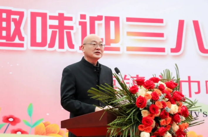 我市举行“趣味迎三八，携手助申遗”巾帼趣味运动会 胡雪梅致贺信 吴隽致辞